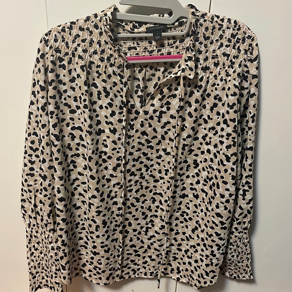 Printed Ann Taylor Blouse Size Small